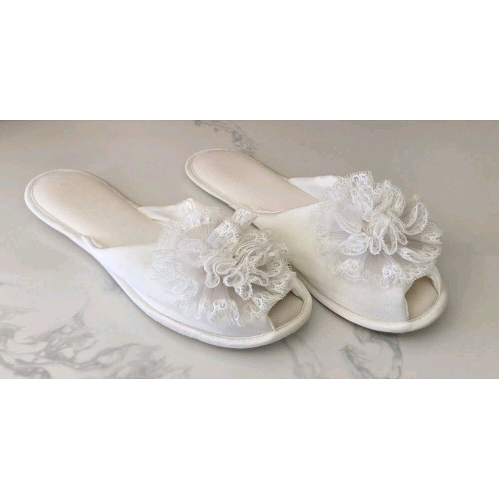 Vintage Madyes Ladies Washable Lace Floral Slippers size L 8-9 White - Picture 2 of 6